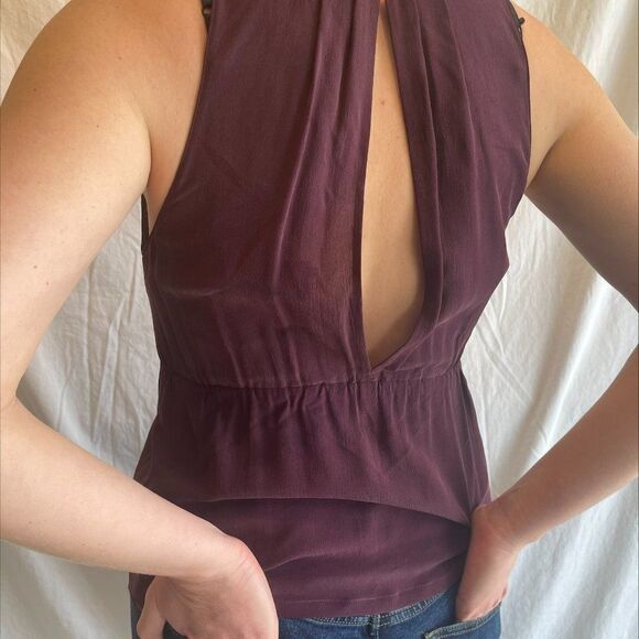 T.Babaton sleeveless top, 100% silk, elasticized waist, deep V, Sz XS - Picture 8 of 16